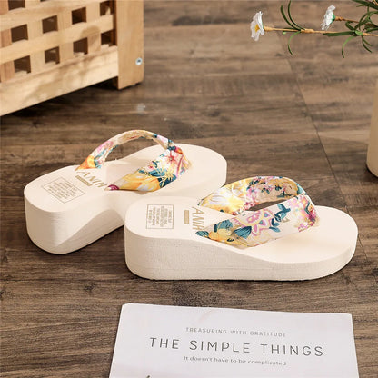 2026 Fashion Women Flip Flops Summer Beach Platform Slippers Casual Outside Wedges Sandals Summer Women Shoes