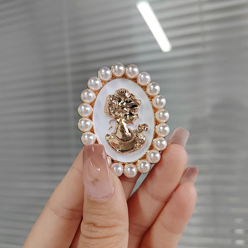 Elegant Crystal Bauhinia Brooches for Women Fashion Rhinestone Bouquet  Brooch Wedding Jewelry Clothing Coat Lapel Pins