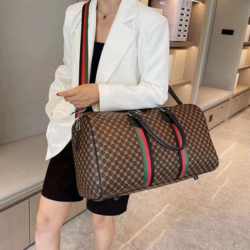 Fashion Popular Women's Travel Bag Trend Brand Casual Shoulder Bag Large Capacity Versatile Gym Bag Designer Luxury Handbag