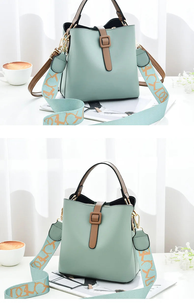 Fashionable Wide Shoulder Strap Women Handbag Classic Retro Small Square Bag Luxury Brand Designer Single Shoulder Crossbody Bag