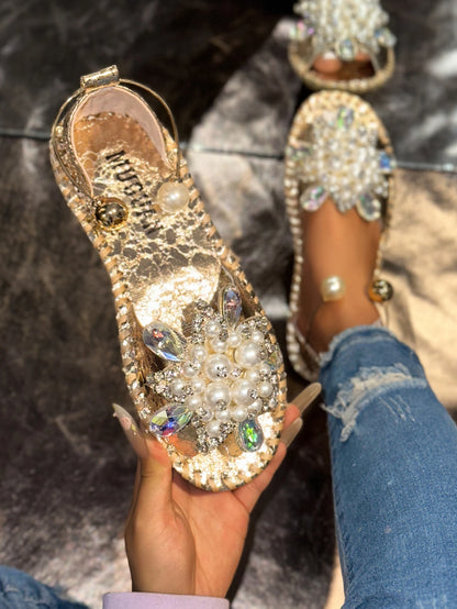 Aphixta New Gold Crystal Flower Flat With Sandals Women Summer Round Toe Shoes Outdoor Soft Sole Bling Slides Big Size 43