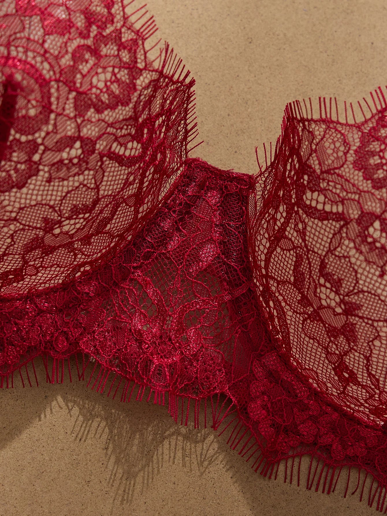 Ladies' Basic Style Thin Lace Bra And Panty Set Seamless Single Layer Eyelet Underwear Comfortable Intimate Apparel