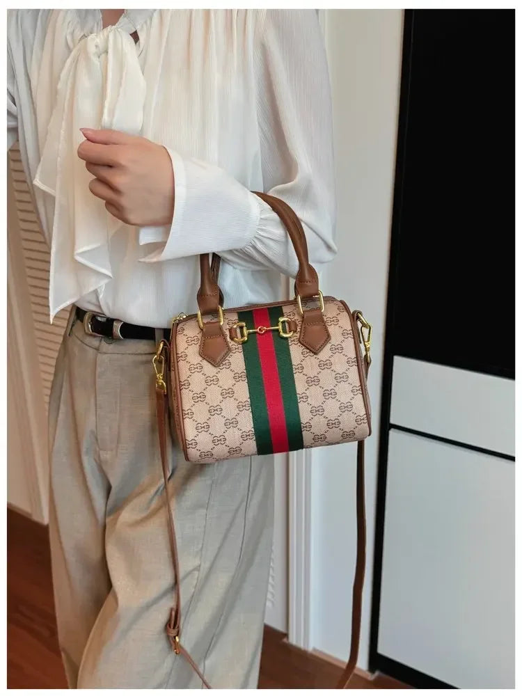 High-end Leather Diaper Bag for Ladies Vintage Fashionable Simple Commuter Backpack Business Mens Womens