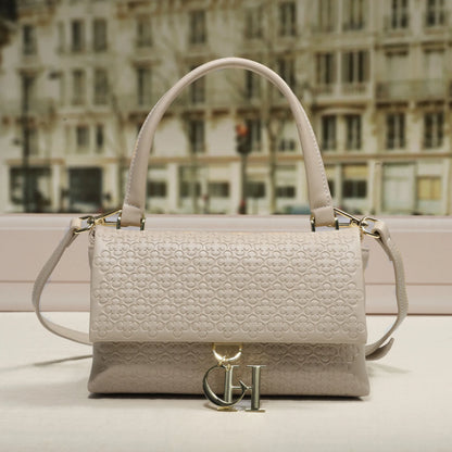 CHHC Luxury Small Batch 2026 Women Handbags Tote Shoulder Bag Versatile Fashion Crossbody Bag Retro Elegant Purse For Women