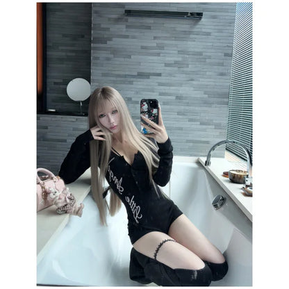 Pure Desire American Long Sleeved T-shirt Jumpsuit Slim Fit Letter Spicy Girl Sexy Sports Fitness Yoga Cycling Jumpsuit Shorts