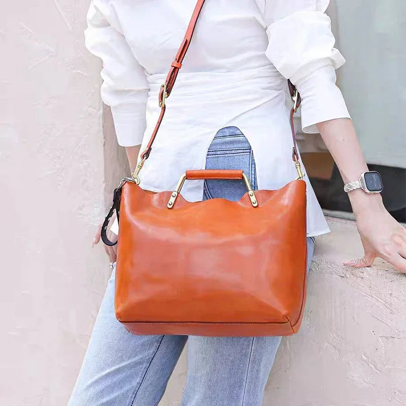 Luxury Leather Green Bucket Bag Retro Metal Handle Large Capacity Tote Bag Fashionable Casual Solid Color Shoulder Bag