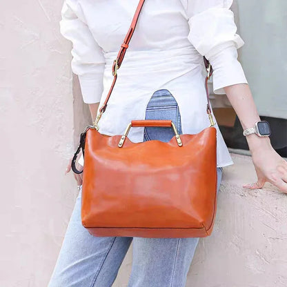 Luxury Leather Green Bucket Bag Retro Metal Handle Large Capacity Tote Bag Fashionable Casual Solid Color Shoulder Bag