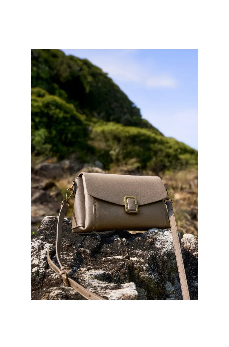 Women's Genuine Grade Cow  Leather Shoulder Crossbody Purse Bag Luxury Designer Ladies Underarm Bag Female Small Square Bag New