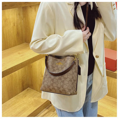 Advanced Women's Bag 2026 New Fashion Luxury Retro Large Capacity Bucket Bag Versatile Single Shoulder Crossbody Bag Trend