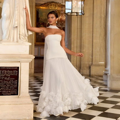 White Strapless Pleated Chiffon A-Line Wedding Dress With 3D Floral Hem Modern Bridal Gown For Women Brides Formal Evening Party