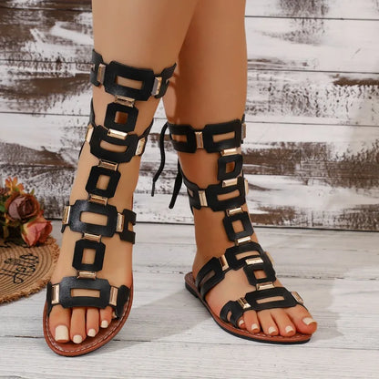 2026 Summer Luxury Round Toe PU Women's Sandals Fashionable Flat Casual Beach Shoes Stylish Metallic Decoration Women's Sandals