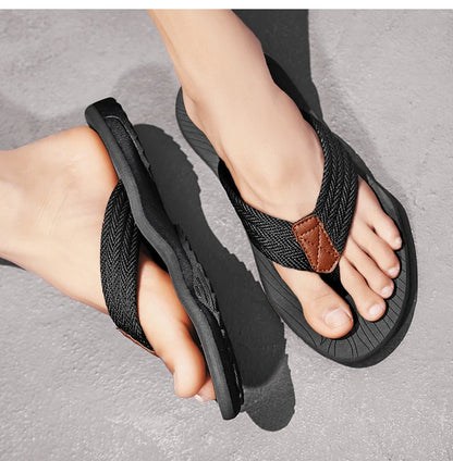 High Quality Hot Sale Men Flip Flops Summer Beach Flip Flops Men Fashion Breathable Casual Beach Men Slippers Summer Outdoor