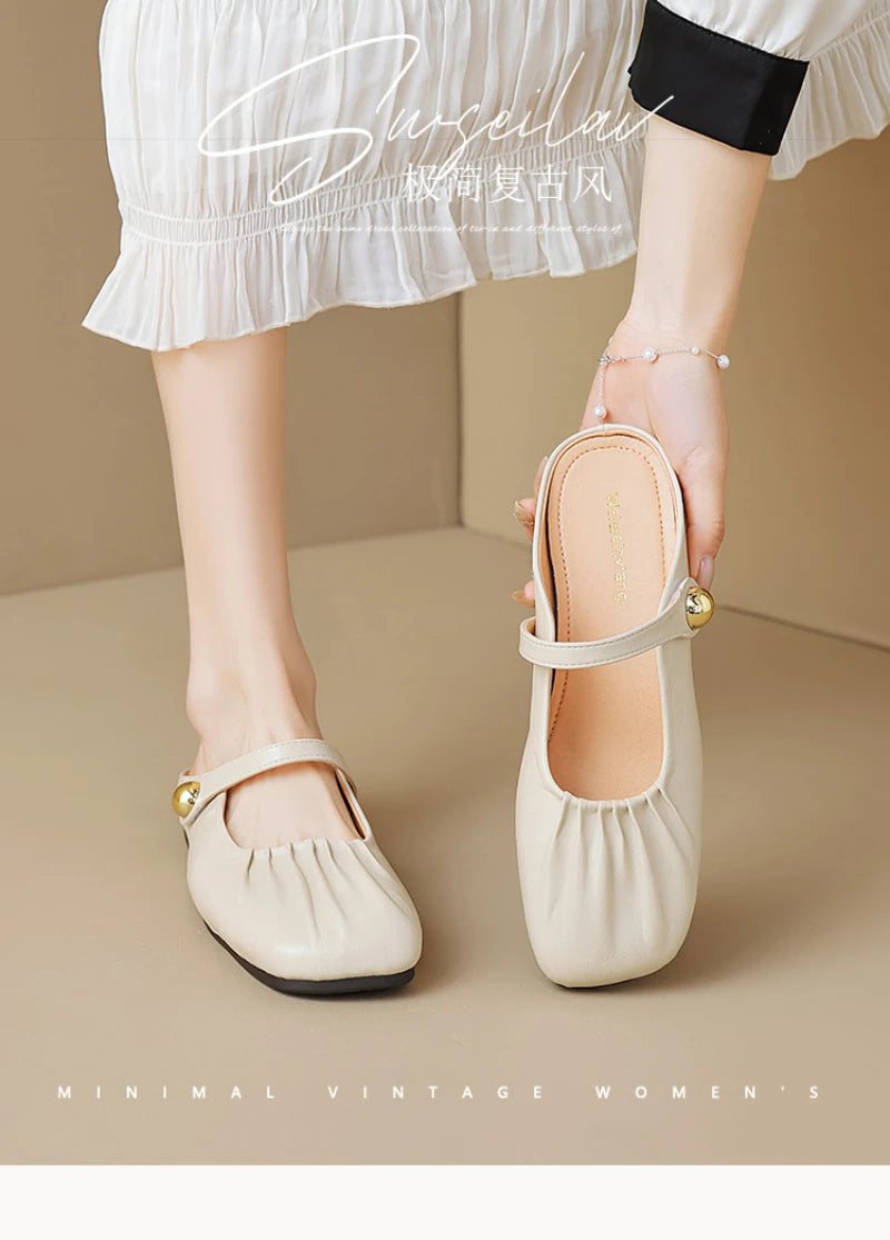 Women Closed Toe Mule Slippers Outdoor Wear Summer Silver One Strap Flat Beach Sandals Elegant Casual Daily Fashion Footwear
