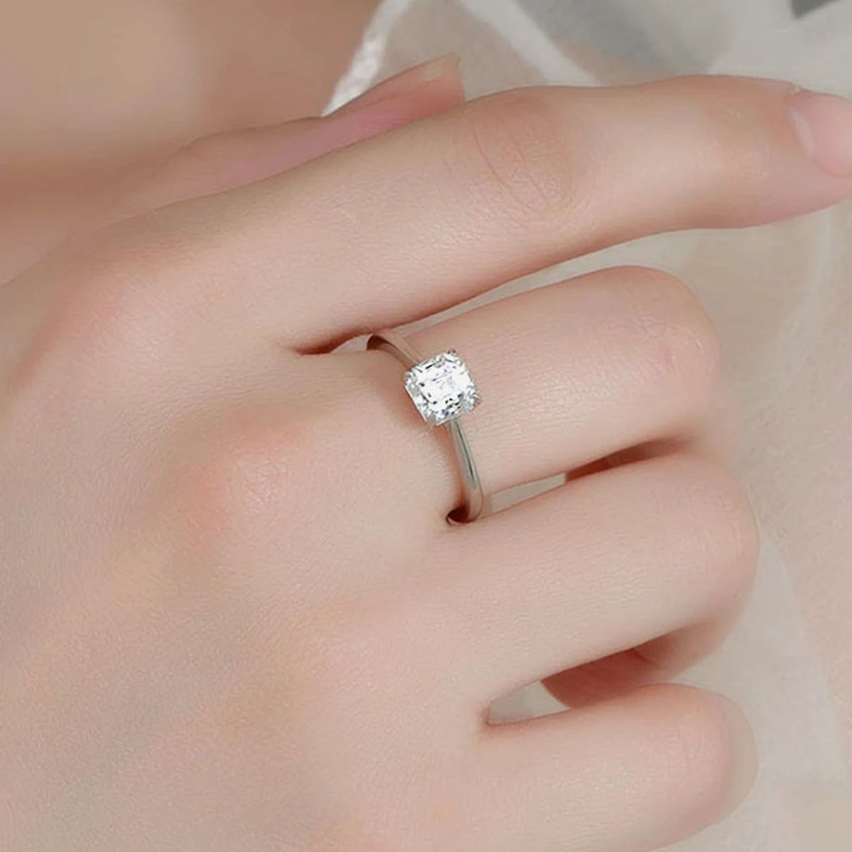 Genuine S925 Sterling Silver 1CT 6mm Asscher Cut Moissanite Sparkling Brilliant Cut Elegant Ring for Women Wedding Engagement An