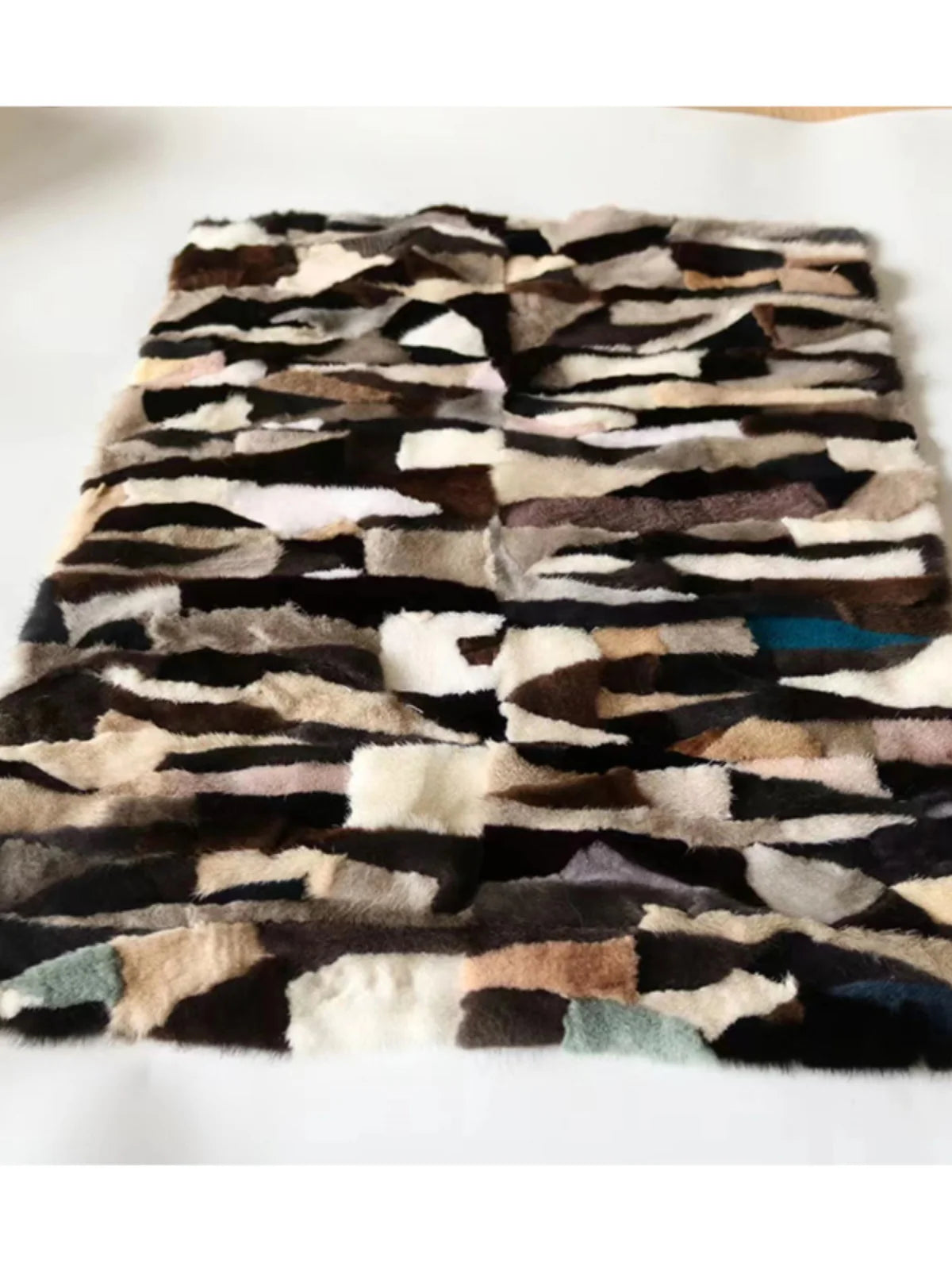 real mink fur material and mattress fur can be handmade into clothing inner lining