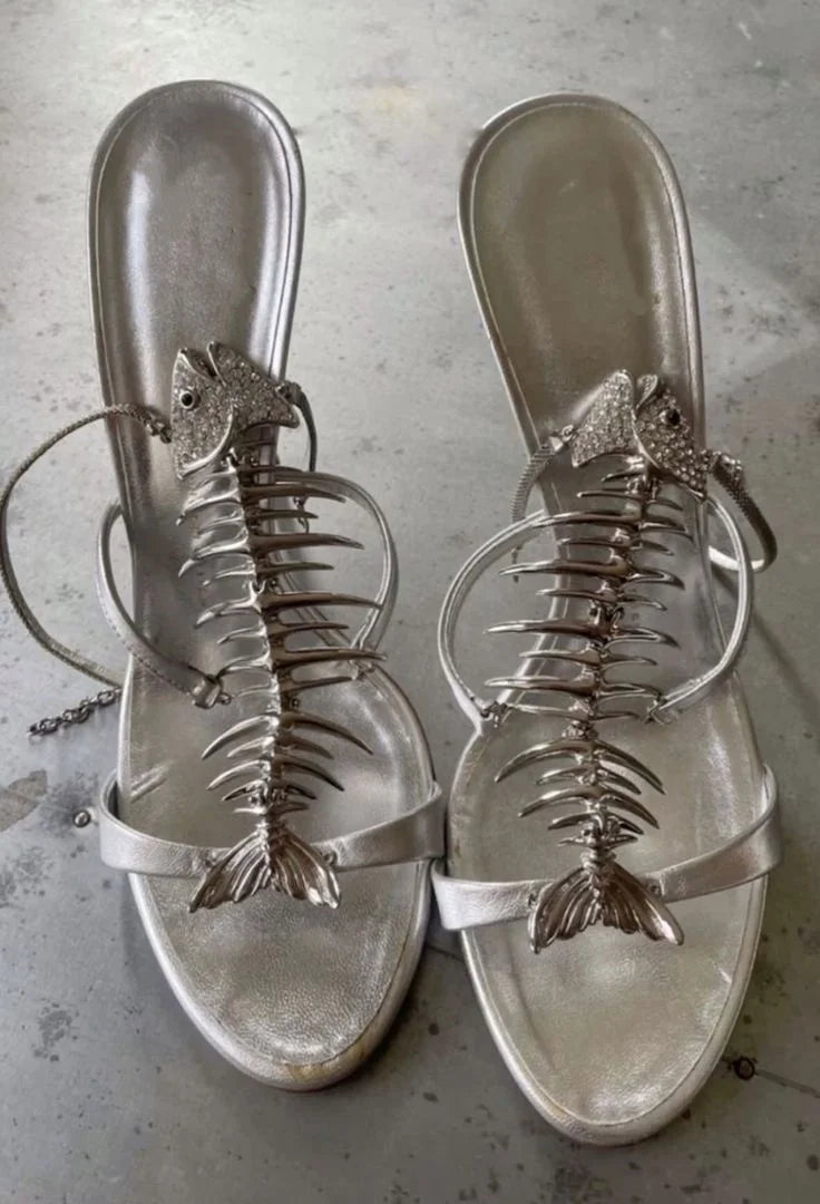 Rhinestone Fish Bone Round Toe Summer Women Sandals Stiletto High Heels Buckle Strap Design Large Size Fashion Lady Shoes