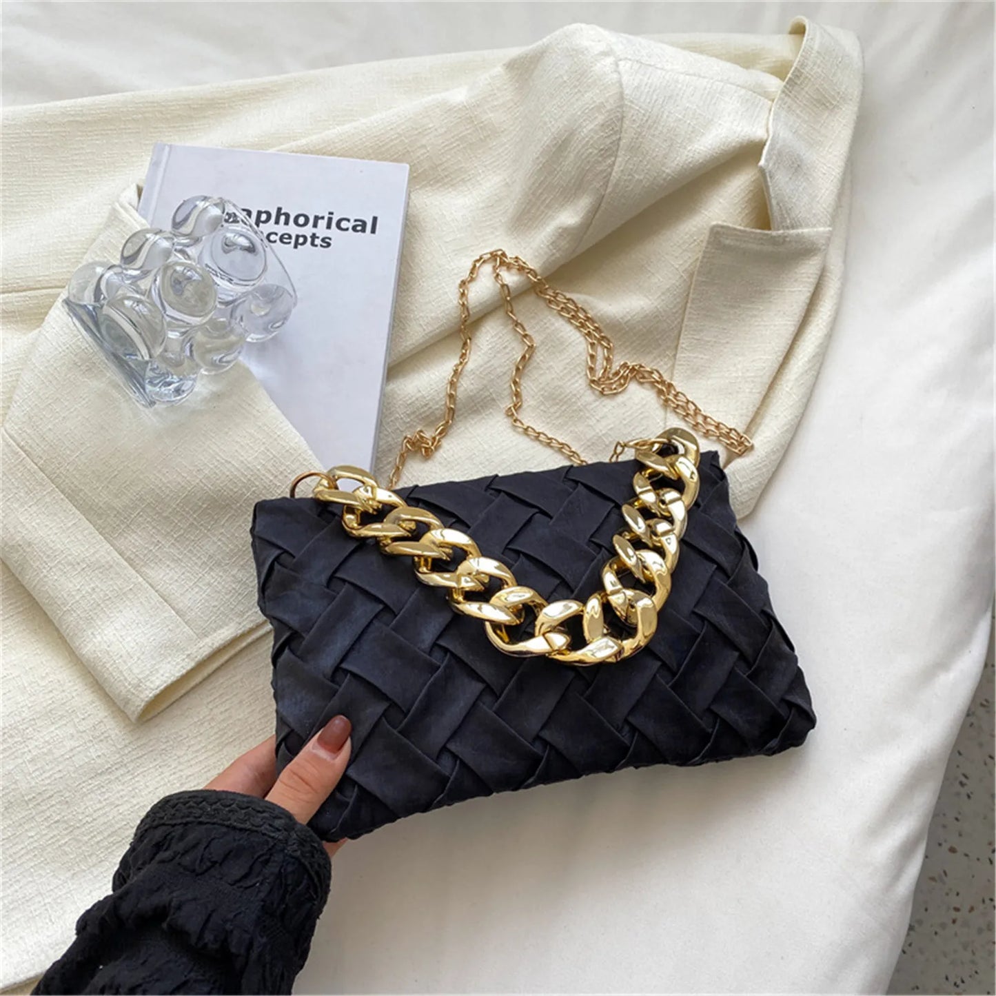 Chain Female Bag Braided Design Pleated Retro Shoulder Crossbody Bags for Women New Trend Handbag Evening Clutch Bag