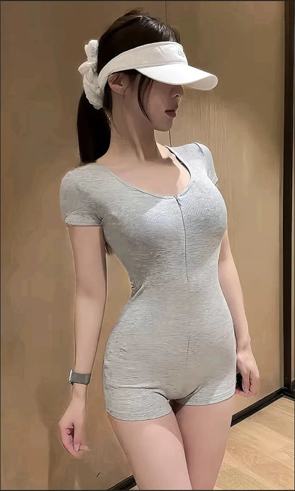 Womens Playsuits Yoga Low Neck Slim Fit Short Sleeve Jumpsuits Stretch One Piece Romper Sexy Fitness Female Sportwears Zipper