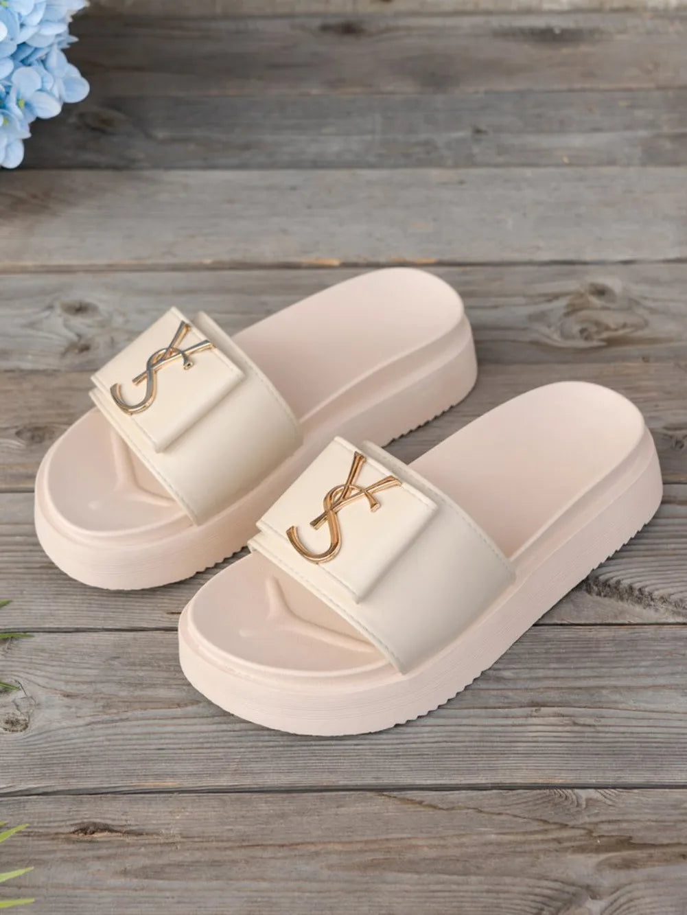 Slippers Luxury Shoes Women Platform Design Slides Fashion Letters Ladies Shoes Casual Slipper Outside Non-slip Slippers Sandals