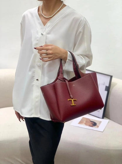 Elegant Shoulder Bag Handbags For Ladies Made Of Premium Leather - Famous Designer Luxury Brand Collection