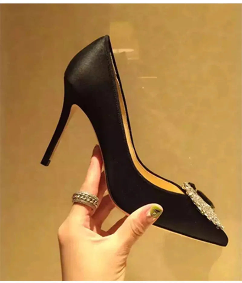 Luxury Diamond Crystal Satin Women Pumps Elegant Pointed toe Stiletto High heels Spring Autumn Fashion Wedding Banquet Shoes