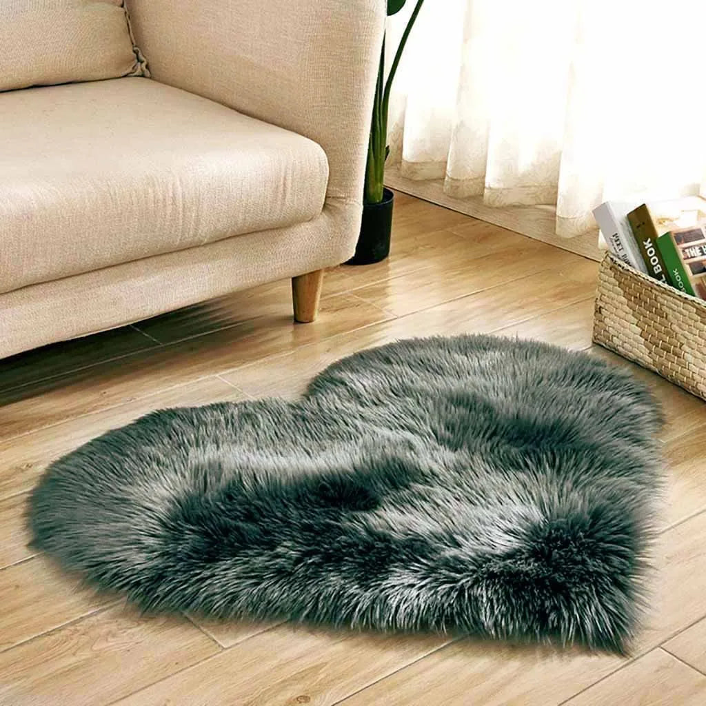 Heart Shaped Faux Fur Rug Bedroom Fluffy Shaggy Area Rugs Sheepskin Fuzzy Rug Carpets Throw Shag Rug Sofa Decor Floor Mat Plush