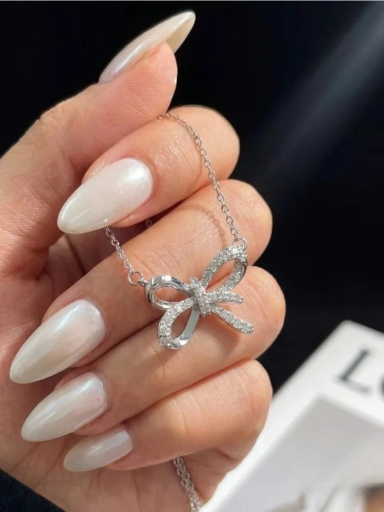 GRA Real Moissanite Diamond Exquisite Beautiful Bowknot Necklace for Women's Anniversary Party 925 Sterling Silver Fine Jewelry