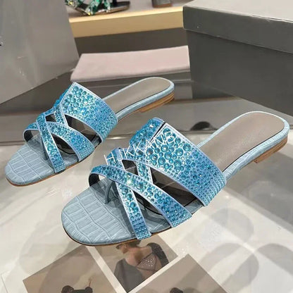 Summer New Luxury Rhinestone Decor Flat Slippers Women's Open Toe Hollow Out Casual Sandals Outdoor Vacation Beach Shoes 2024