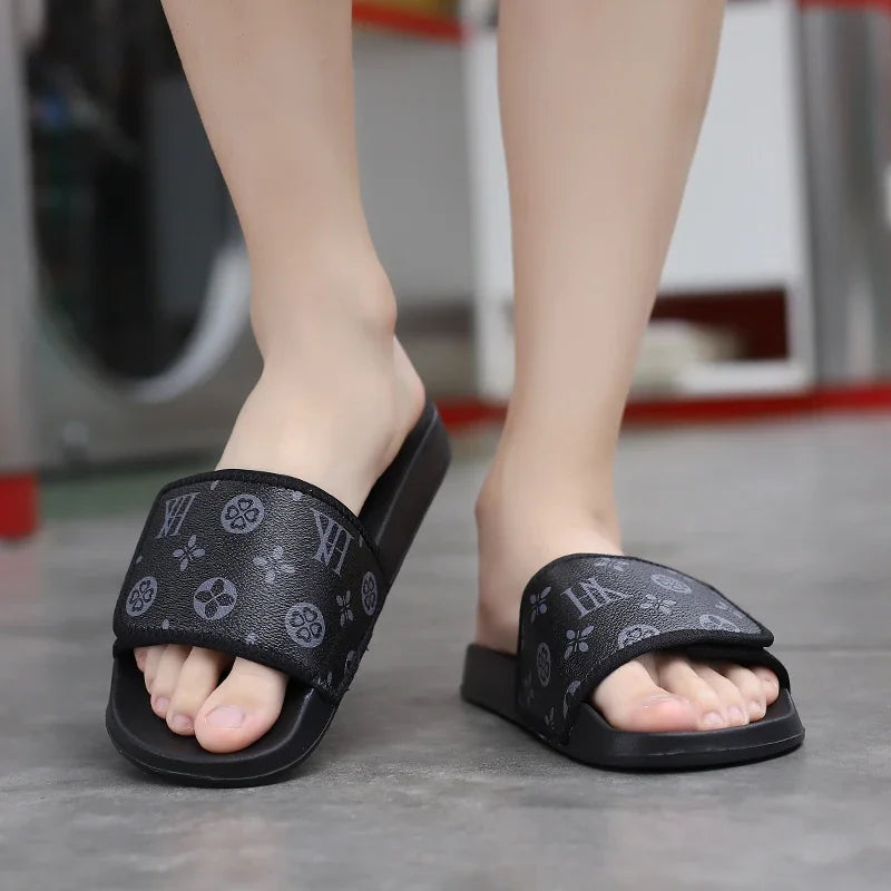 Summer Men Slippers Luxury Sport Slides Outdoor Street Clogs Quick Dry Beach Sandals Male Indoor Home Shoes Loafers Flip Flops