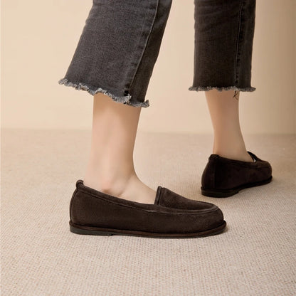 Winter Shoes Women's 2026 New Wool One-piece Women's Loafers Low Heel Fashion Casual One-Foot Slip-on Warm Ladies Shoes