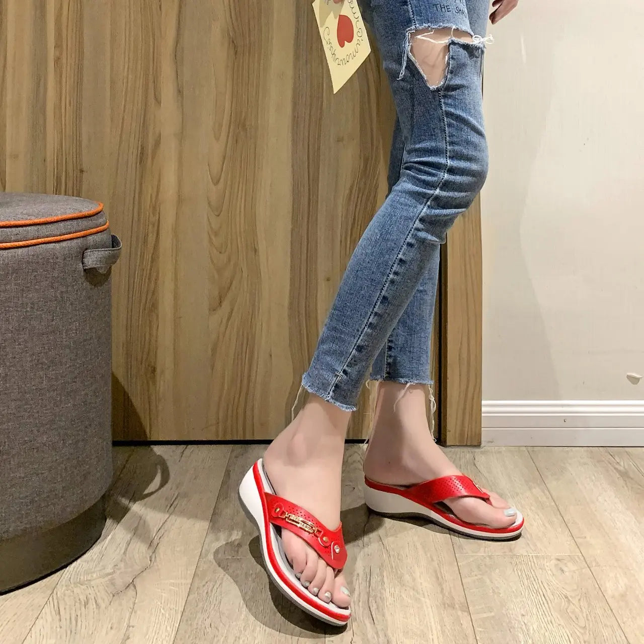 Sandals for Women Flip Flops Metal Button Slides Slipper Beach Dance Non-slip Casual Wedge Shoes Female Summer Slippers Sandals