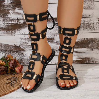2026 Summer Luxury Round Toe PU Women's Sandals Fashionable Flat Casual Beach Shoes Stylish Metallic Decoration Women's Sandals