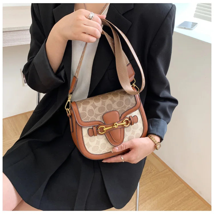 Women Retro Print Saddle Crossbody Bag Luxury Horse Bit Buckle Small Shoulder Bag Fashion PU Leather Ladies Daily Handbag