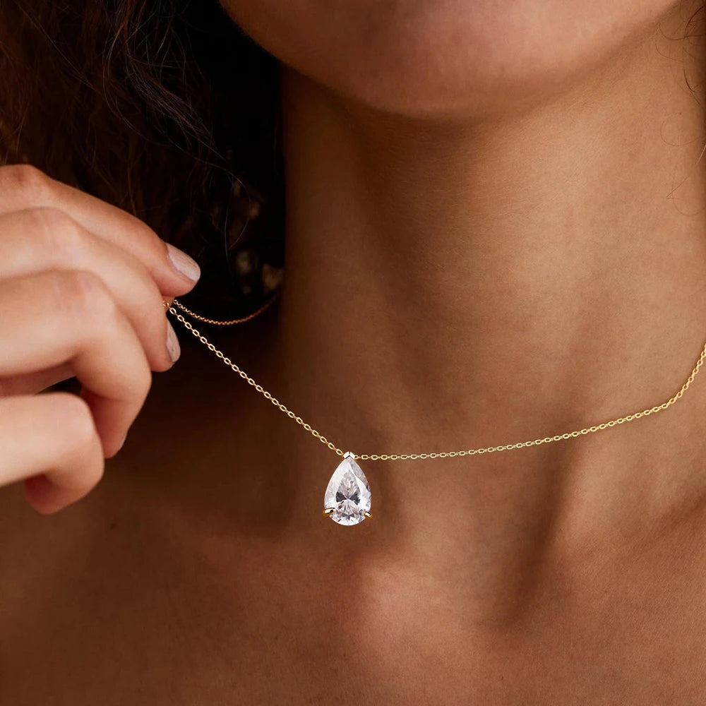 FEOBUR 1-4CT Pear Cut Moissanite Diamond Necklace for Women Certified 925 Sterling Silver Waterdrop Pendant Neckchain Jewelry