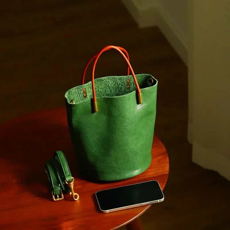 Luxury Leather Green Bucket Bag Retro Metal Handle Large Capacity Tote Bag Fashionable Casual Solid Color Shoulder Bag