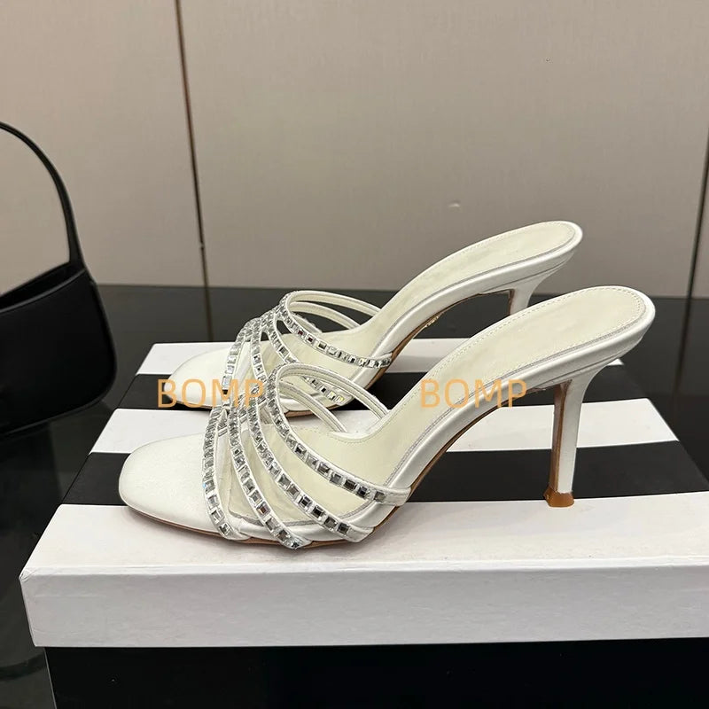 Fashionable Satin Pointed Toe Crystal High Heel Slippers Diamond Stiletto Sandals Luxury Sexy Design for Party Wedding Occasions