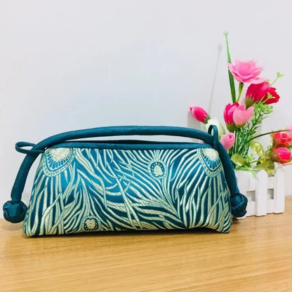 Fashion Luxury Chinese Style Silk Bag Women Handbag Japanese Hand Embroidery Totes Cheongsam Female Cosplay Bags Clutch Purses