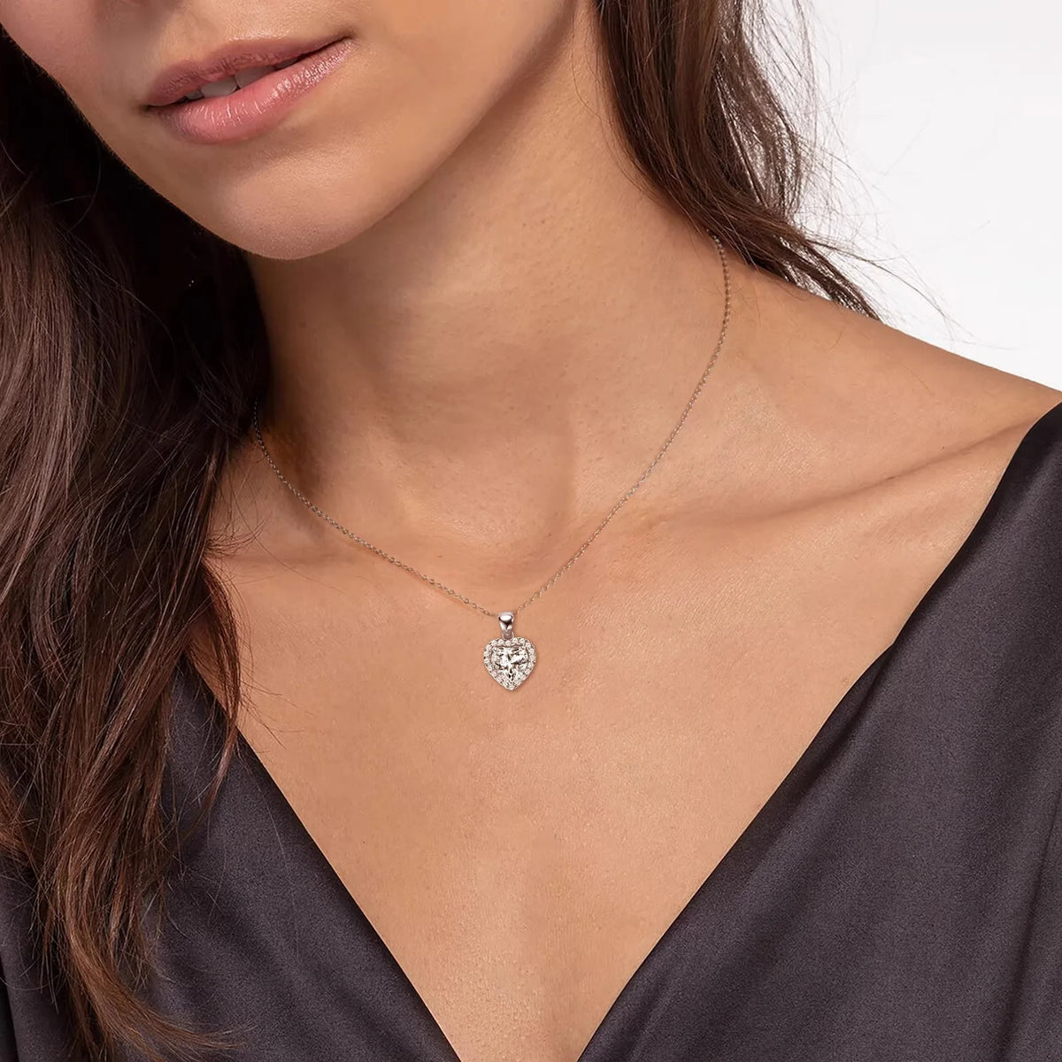 Light Luxury Heart Irregular Full Pave Choker Necklace PT950 Platinum for Women, 1 Carat Moissanite Gentle Unique Trendy Jewelry