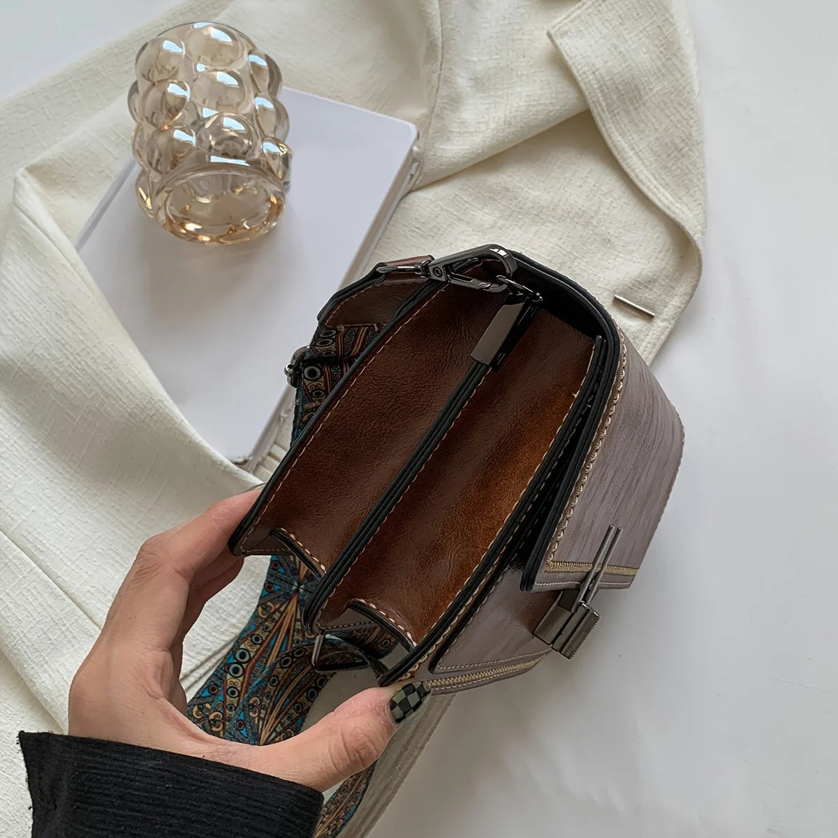 Mini Cross-Body Bags for Women, Adjustable Strap, Small Square Design Purse, Fashion Shoulder Bag, New Designer Mini Leather Bag