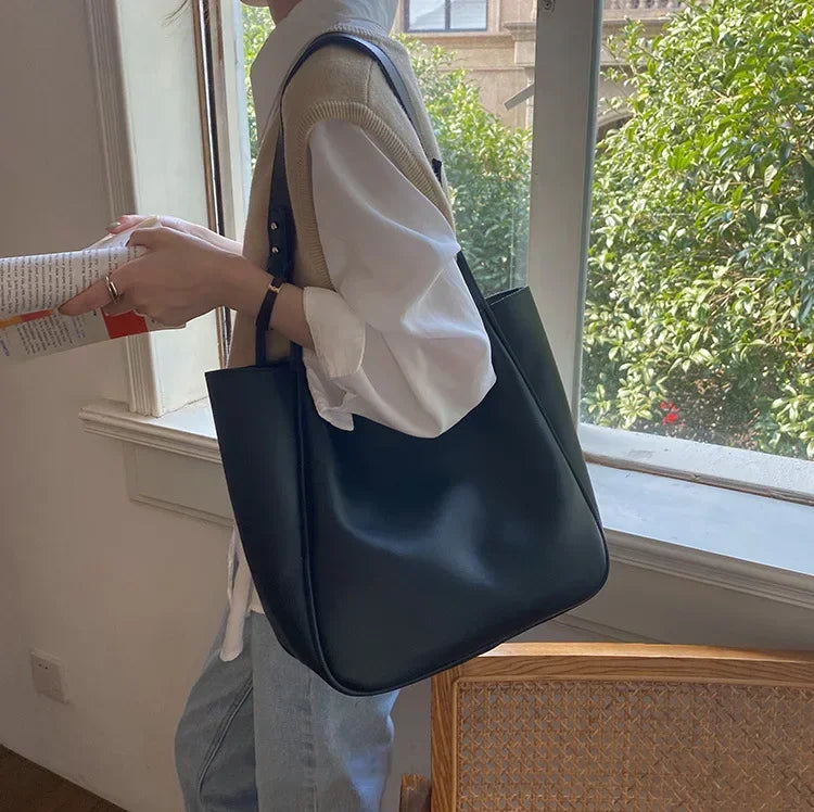 Luxury Trend Tote Bag Woman 2025 Large Capacity Female Shoulder Bag High Quality Leather Simple Designer Woman Handbag Purse