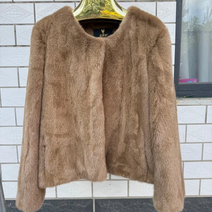 Handmade natural mink fur. Women's short coat