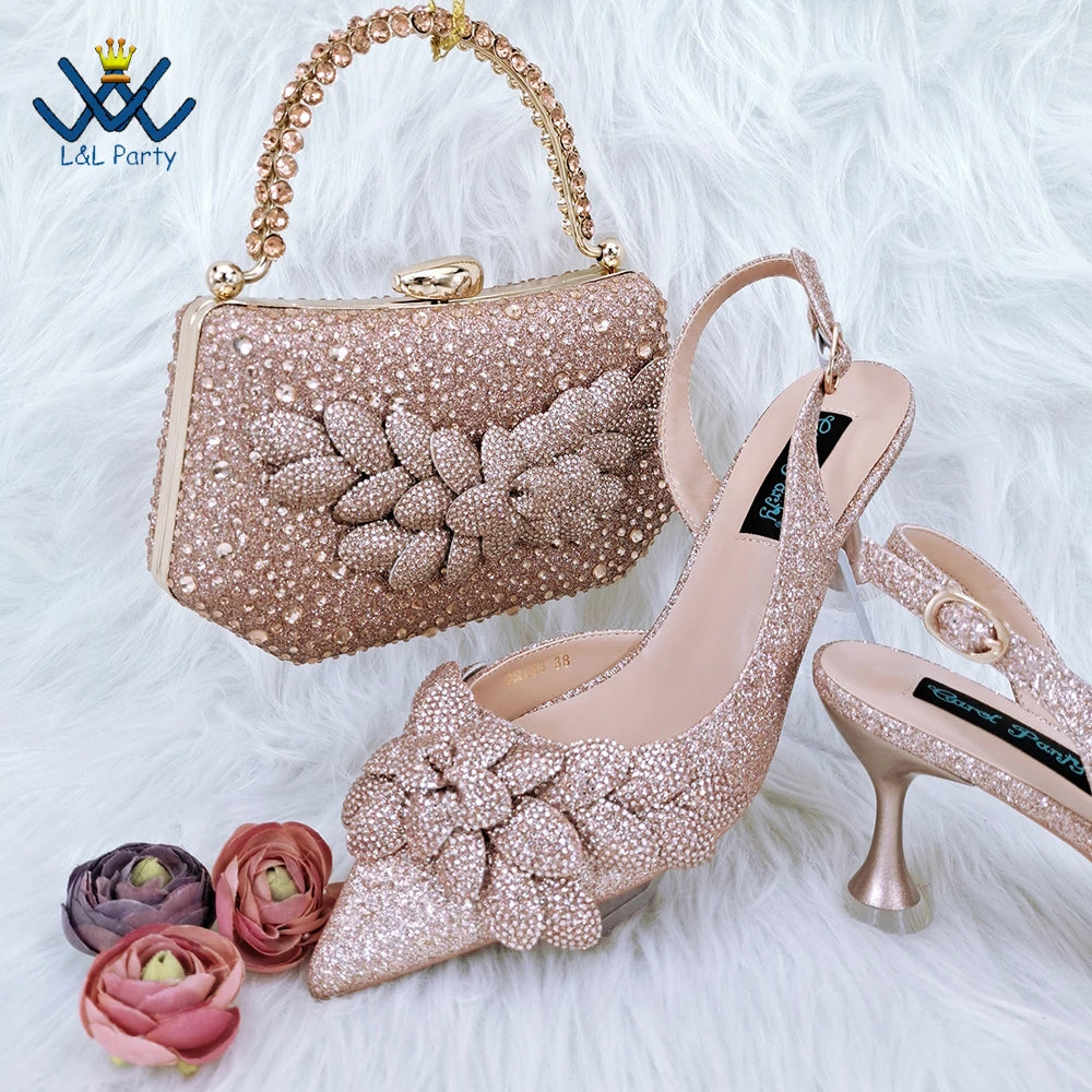 Pointed Toe High Quality in Silver Color Novelty Style Italian Design Shoes Matching Bag Set with Appliques for Wedding