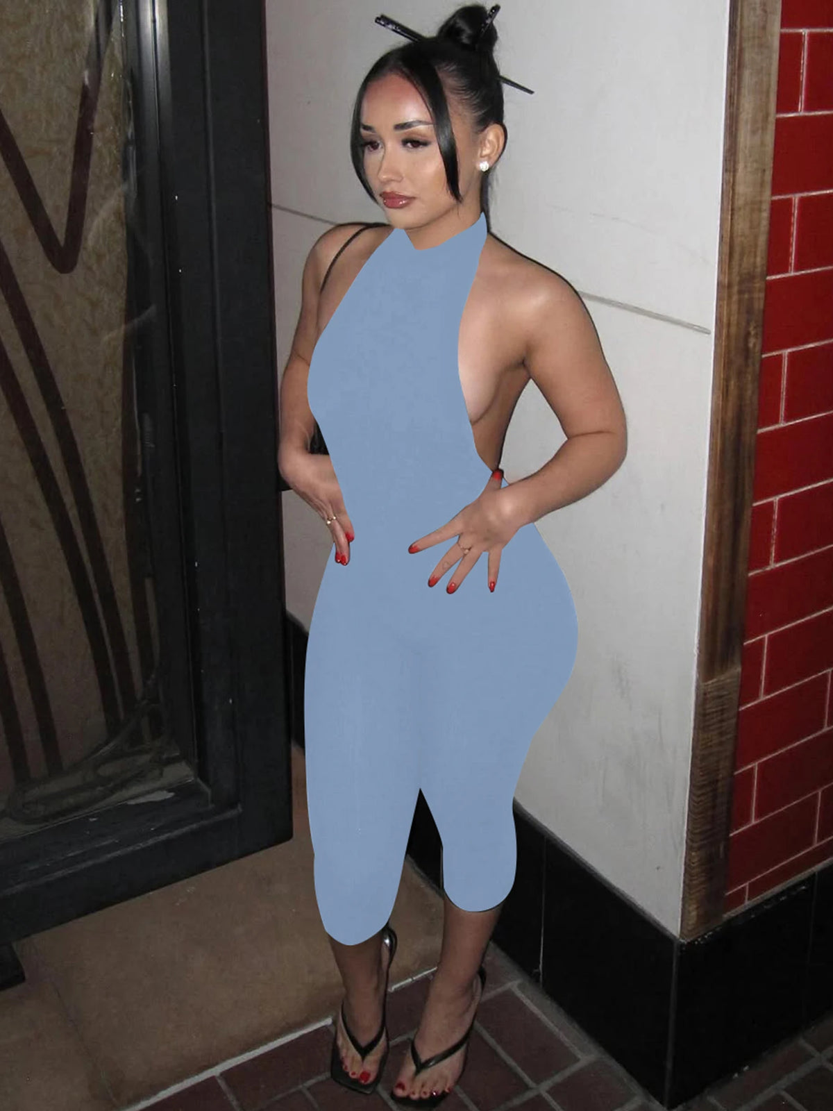 Hugcitar Ribbed Halter Backless Solid Button Sexy Bodycon Skinny Jumpsuit Summer Women Fashion Vacation Romper Streetwear Club