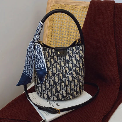 Vintage Light Luxury Bucket Bag Handbag for Women 2026 New Spring High-End Versatile Commuting Shoulder and Crossbody Bag
