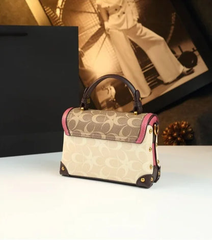 A New 2025 Stylish and High-End Box Bag with a Niche Design and Luxurious Women's Bag, a Single-Shoulder Crossbody Bag
