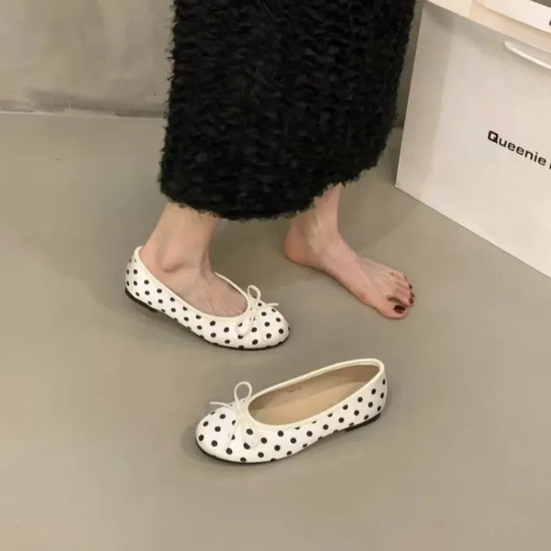 YNPO Fashion Silk Women Ballet Flats Shoes Luxury Designer Shallow Female Round Toe Butterfly-Knot Ladies Slides Shoes