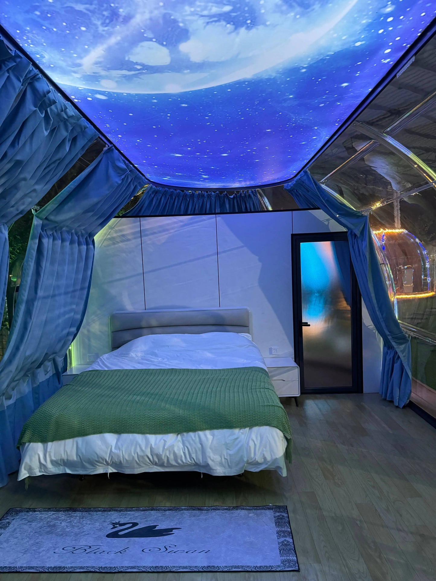Dome Tent Geodesic Igloo Round Clear House Catering Cabin Hotel Resort Luxury Celebrating Events