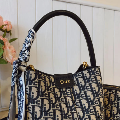 Vintage Light Luxury Bucket Bag Handbag for Women 2026 New Spring High-End Versatile Commuting Shoulder and Crossbody Bag