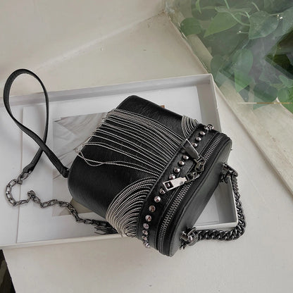 Luxury Designer Cylinder Bag Ladies Fashion Rivet Shoulder Bags Fringed Small Mobile Phone Crossbody Purse Summer Chain Borse