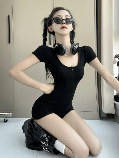 Womens Playsuits Yoga Low Neck Slim Fit Short Sleeve Jumpsuits Stretch One Piece Romper Sexy Fitness Female Sportwears Zipper